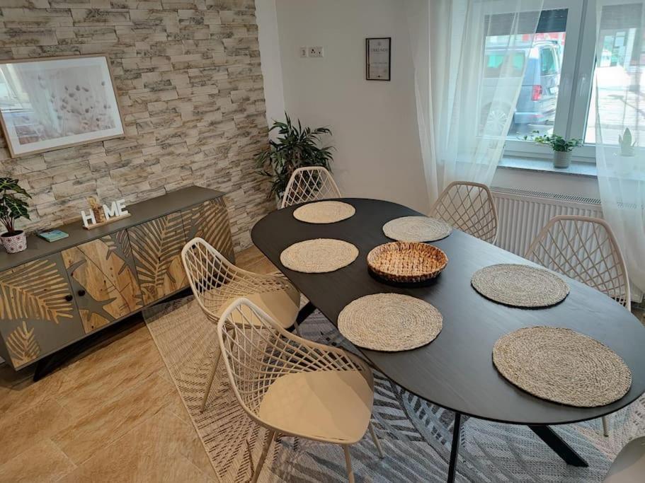 -Stadthaus Ida- Mit Grosser Dachterasse, Am Schlosspark, Luftkurort Kisslegg, Boxspringbetten, Kaffeevollautomat, Smarttv, Familienfreundlich, Grosszuegig, Zentral Ngoại thất bức ảnh