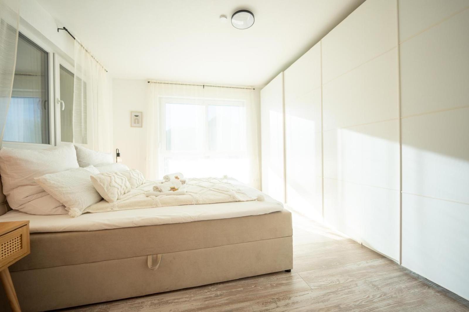 -Stadthaus Ida- Mit Grosser Dachterasse, Am Schlosspark, Luftkurort Kisslegg, Boxspringbetten, Kaffeevollautomat, Smarttv, Familienfreundlich, Grosszuegig, Zentral Ngoại thất bức ảnh